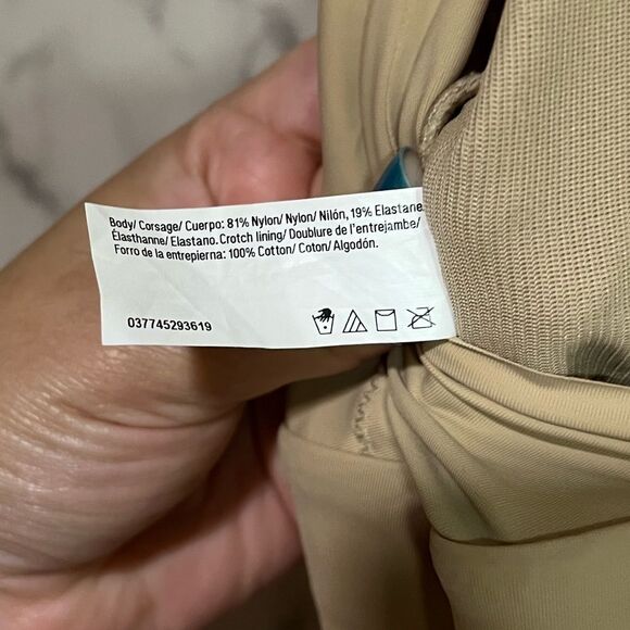 MAIDENFORM Flexees Sleek Smoothers Firm Control Singlet Size M - Picture 5 of 8